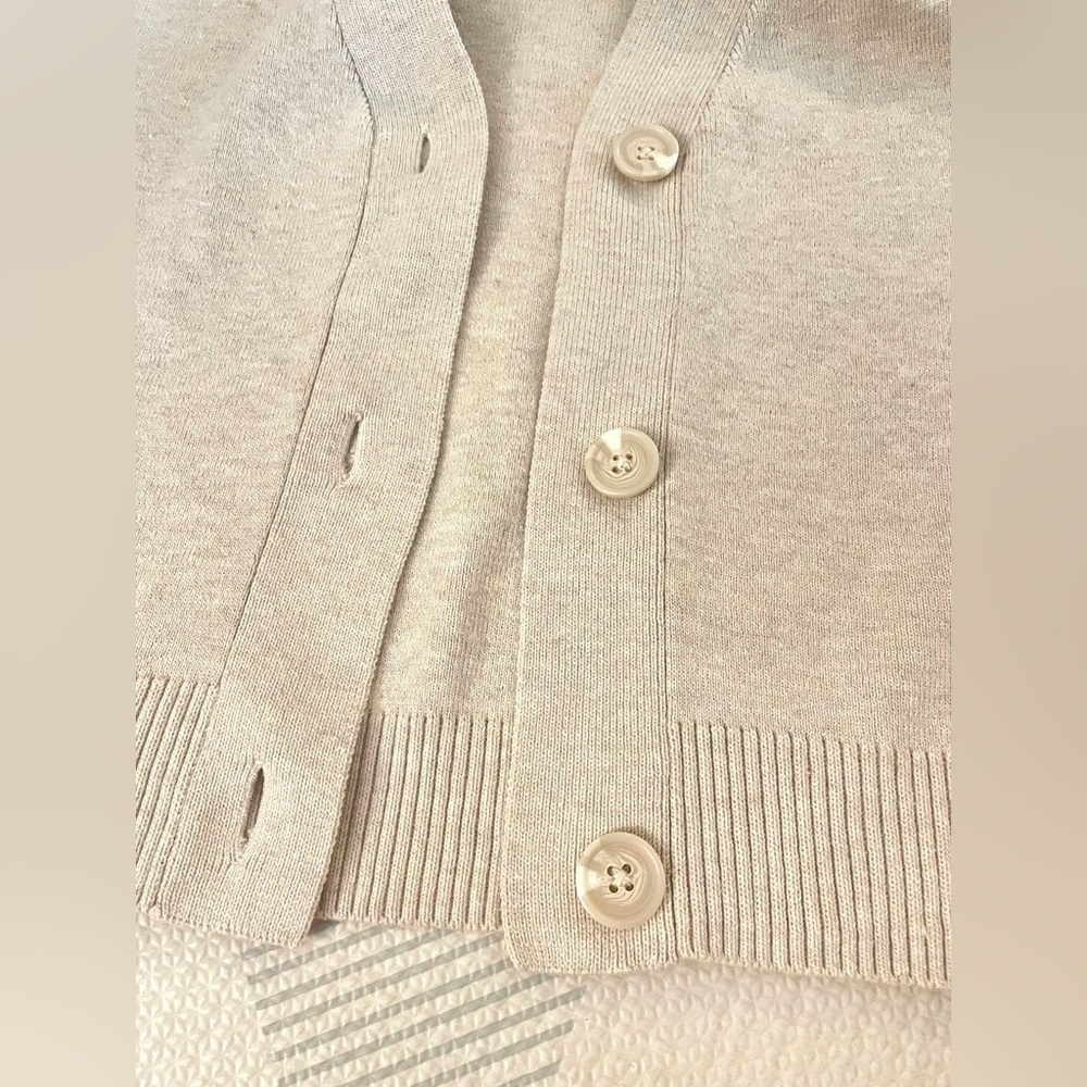 H&M Oversized Light Beige Cardigan Small - Picture 7 of 9